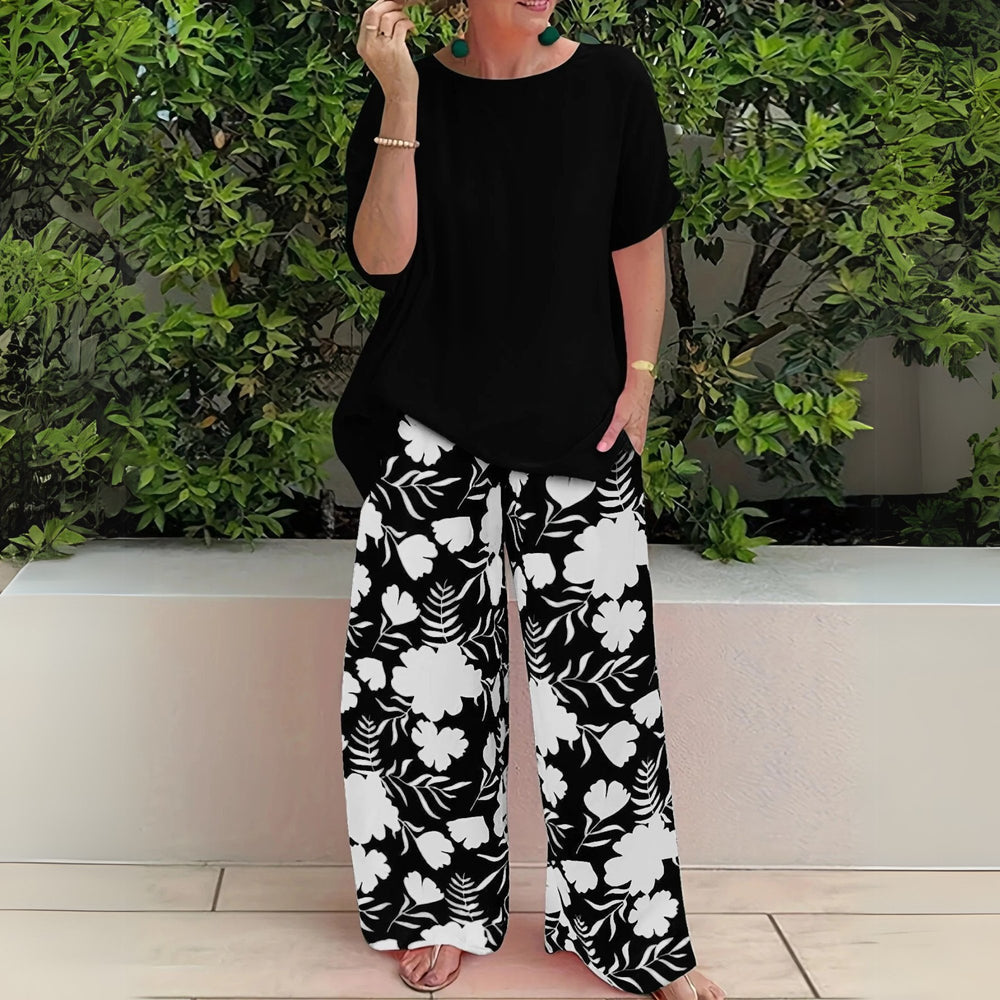 Plus Size Two-Piece Set Floral Wide-Leg Pants Relaxed Top - Carbon Black