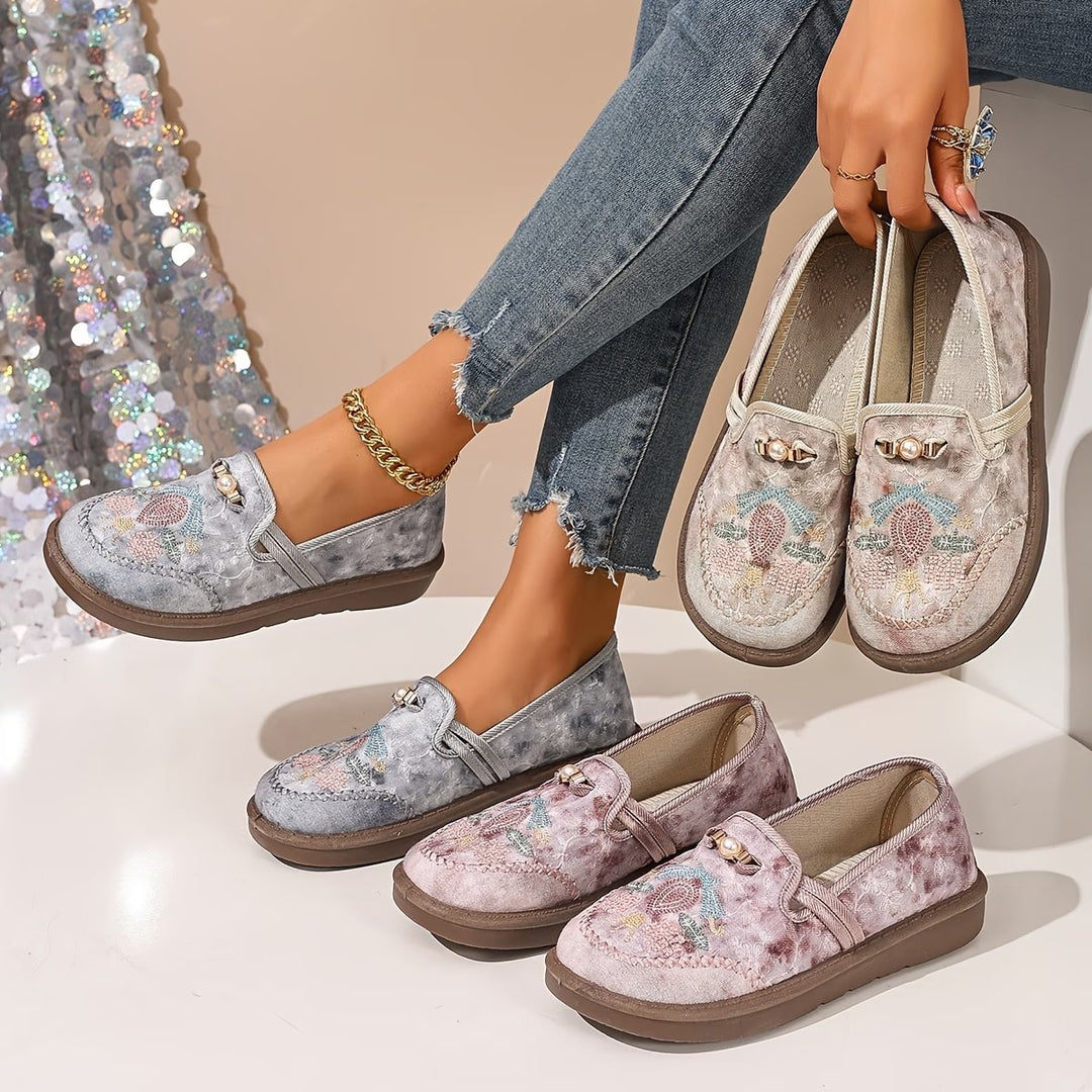 Women's Embroidered Floral Slip-On Loafers