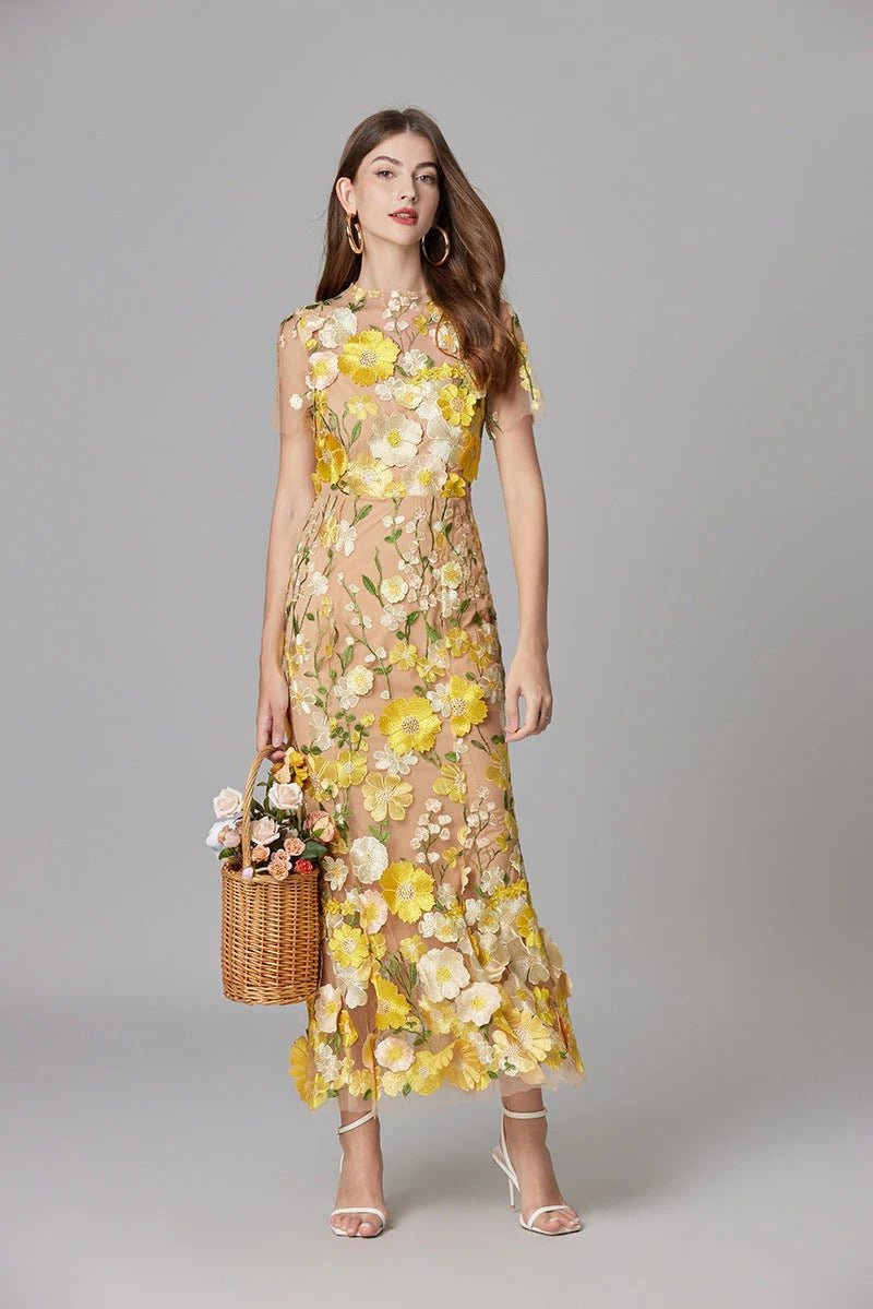 Women's Floral Applique Sleeveless Maxi Dress