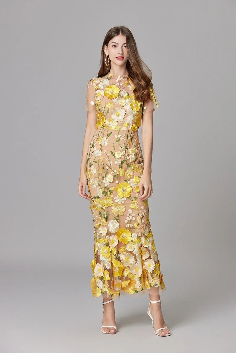 Women's Floral Applique Sleeveless Maxi Dress