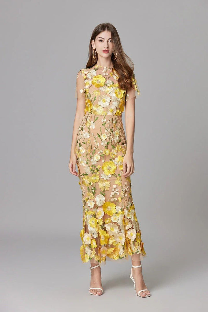 Women's Floral Applique Sleeveless Maxi Dress