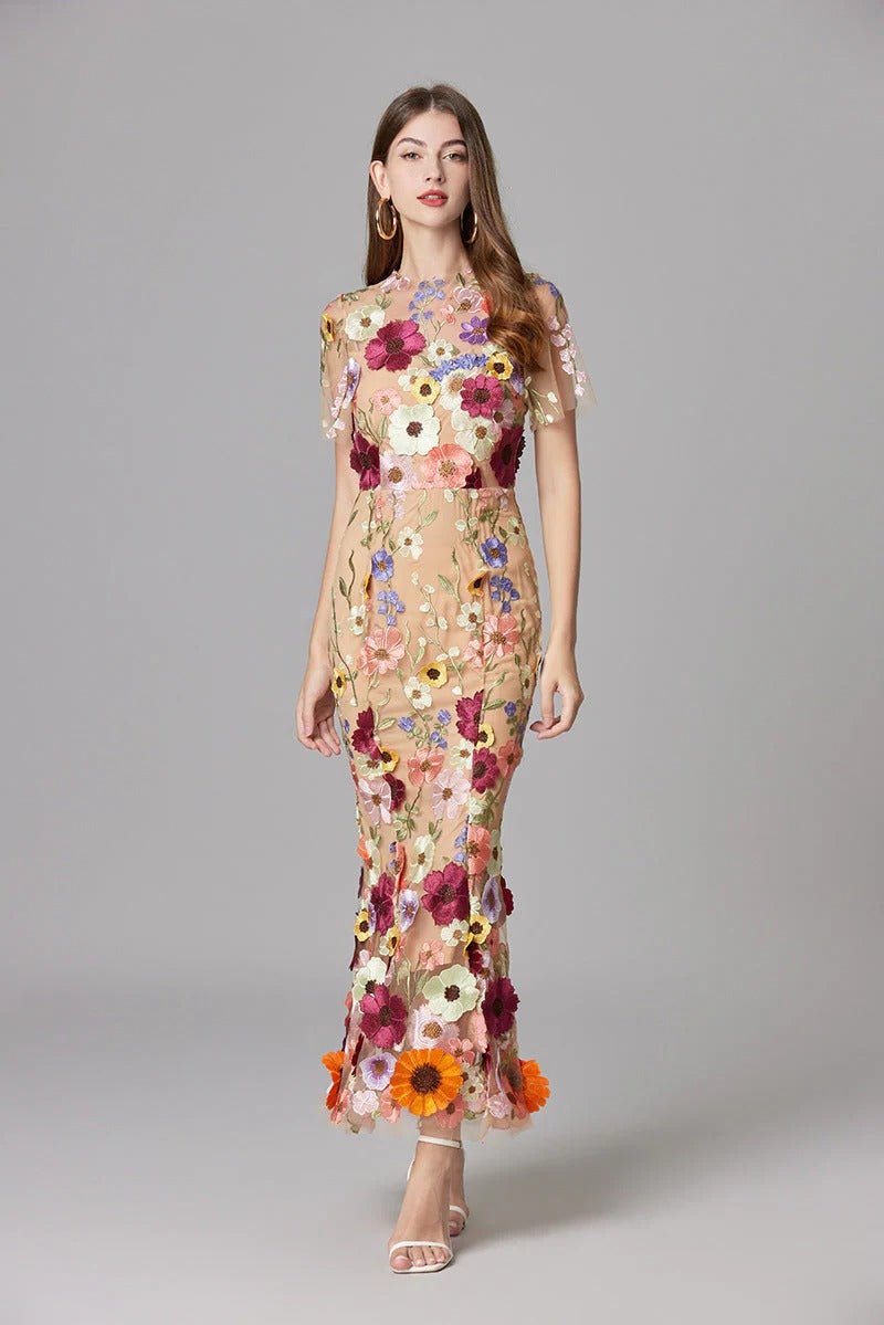 Women's Floral Applique Sleeveless Maxi Dress